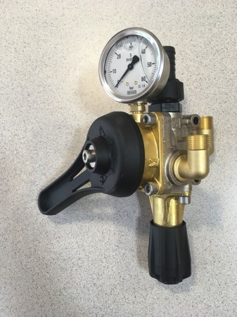 Zawór sterujący sadowniczy Braglia z manometrem